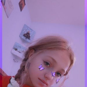 Meet your Posher, Ella